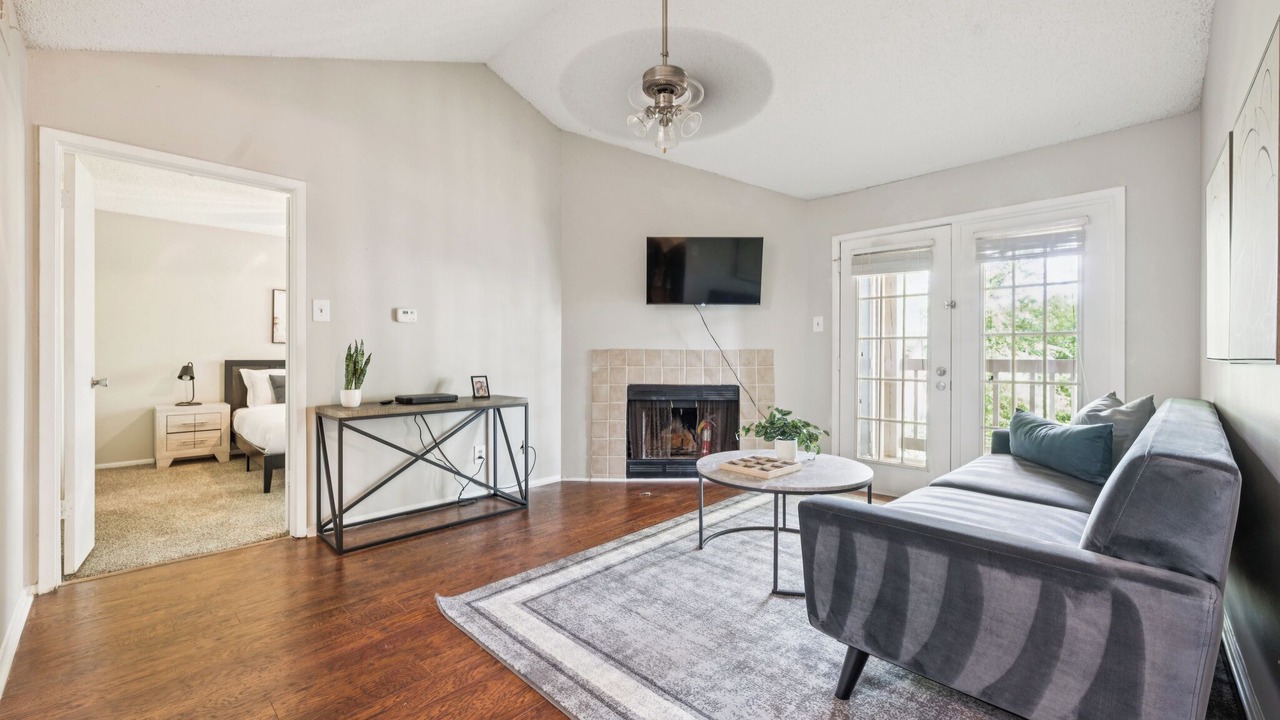 Photo of Livingroom in Huntsville