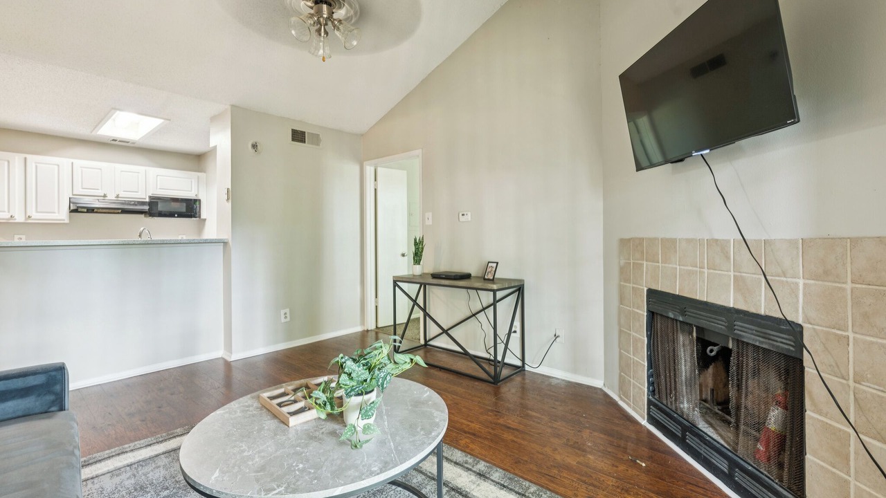 Photo of Livingroom in Huntsville