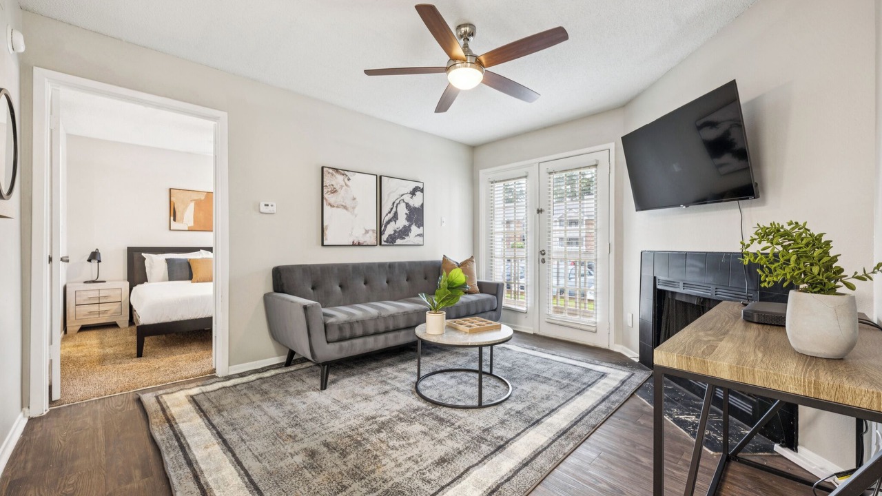 Photo of Livingroom in Huntsville