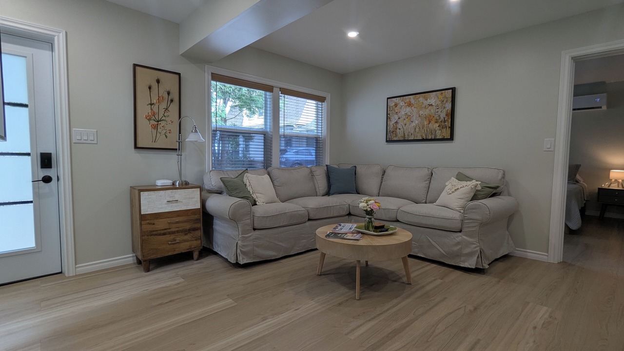 Photo of Livingroom in Prince Edward