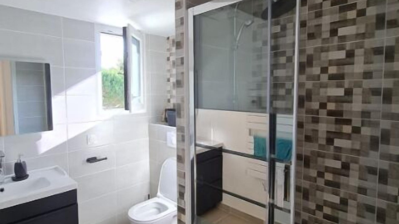 Photo of Bathroom in Pornichet