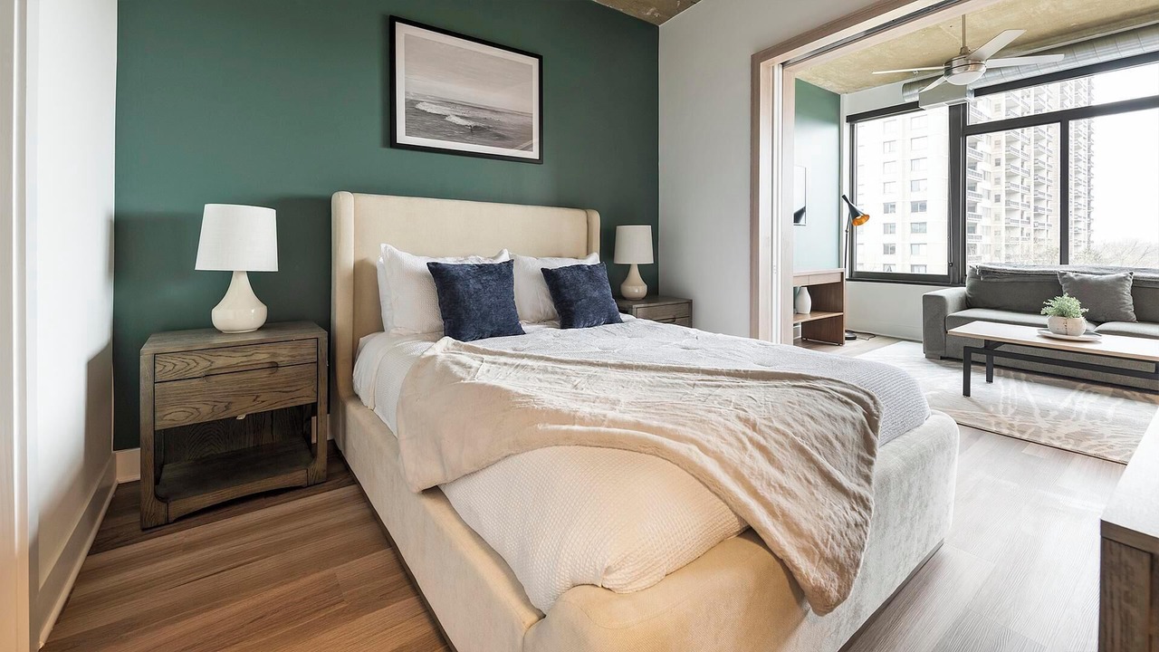 Photo of Bedroom in Baileys Crossroads