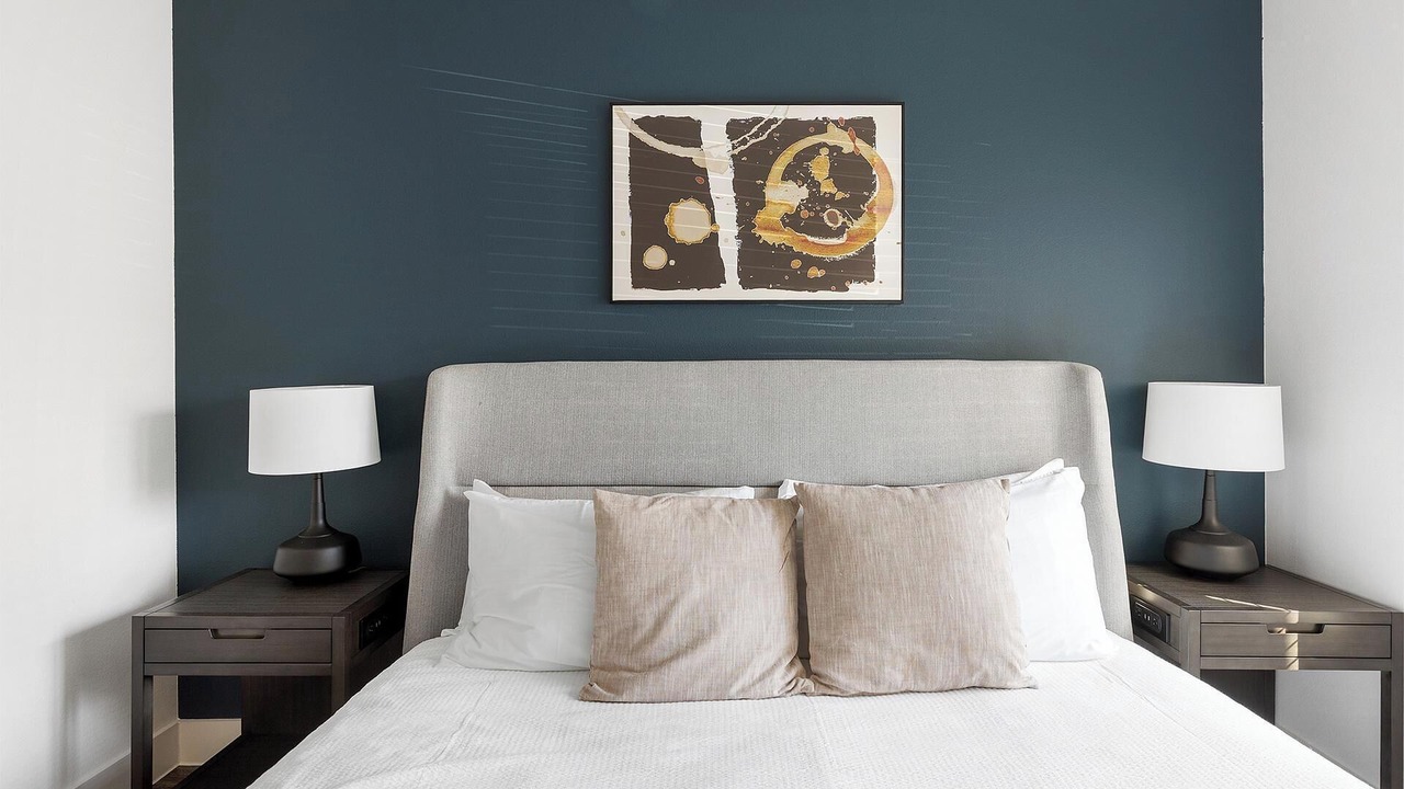Photo of Bedroom in Venus