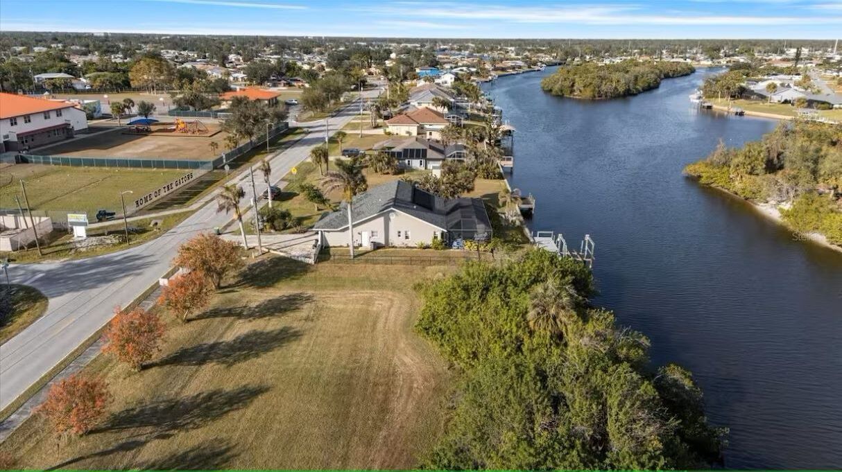 Photo of Outdoor in Port Charlotte