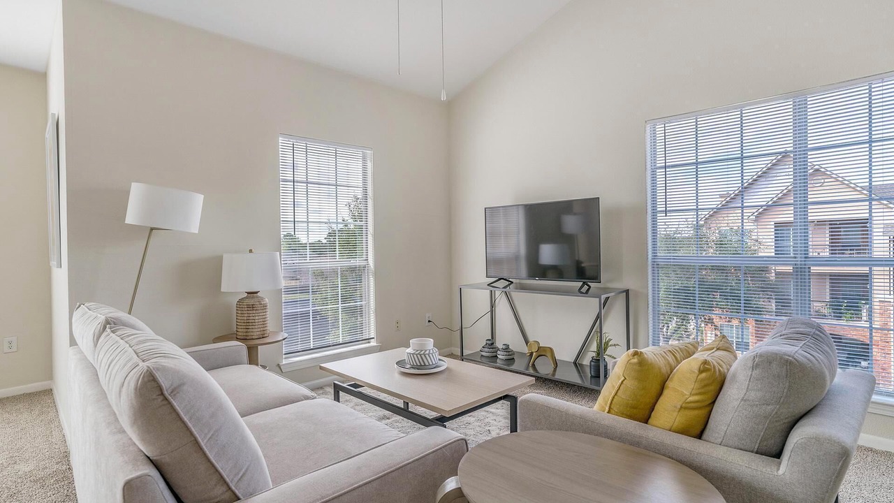 Photo of Livingroom in Southbelt/Ellington