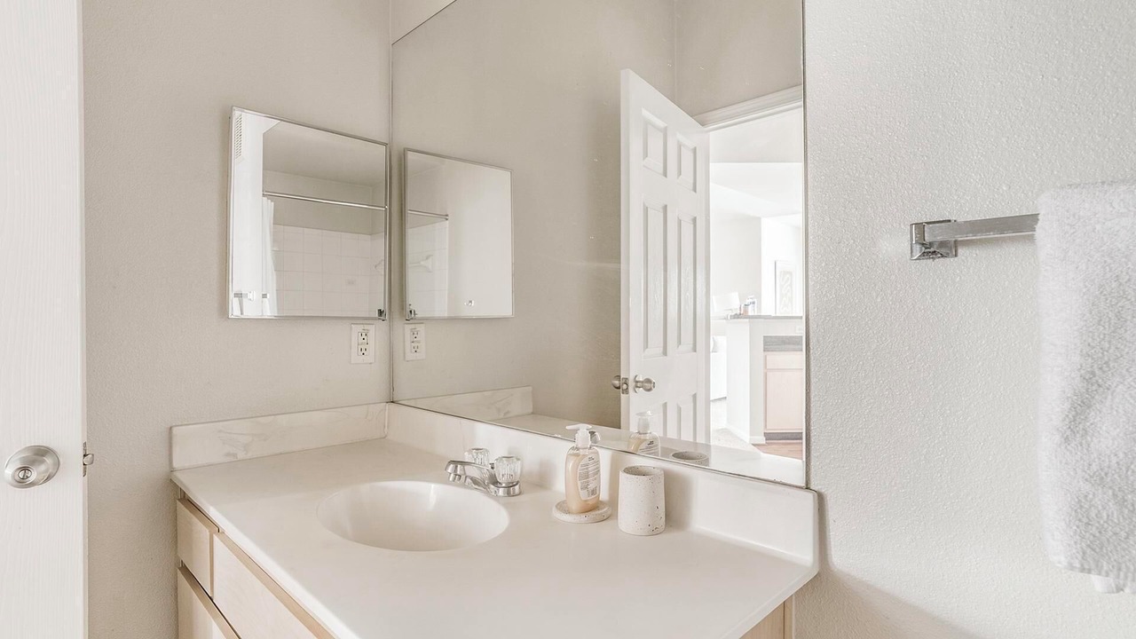 Photo of Bathroom in Southbelt/Ellington