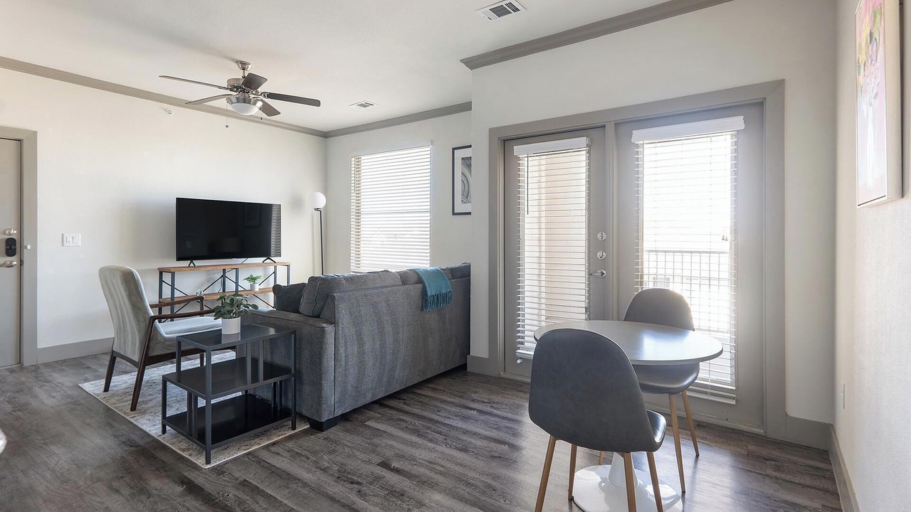 Photo of Livingroom in Manor