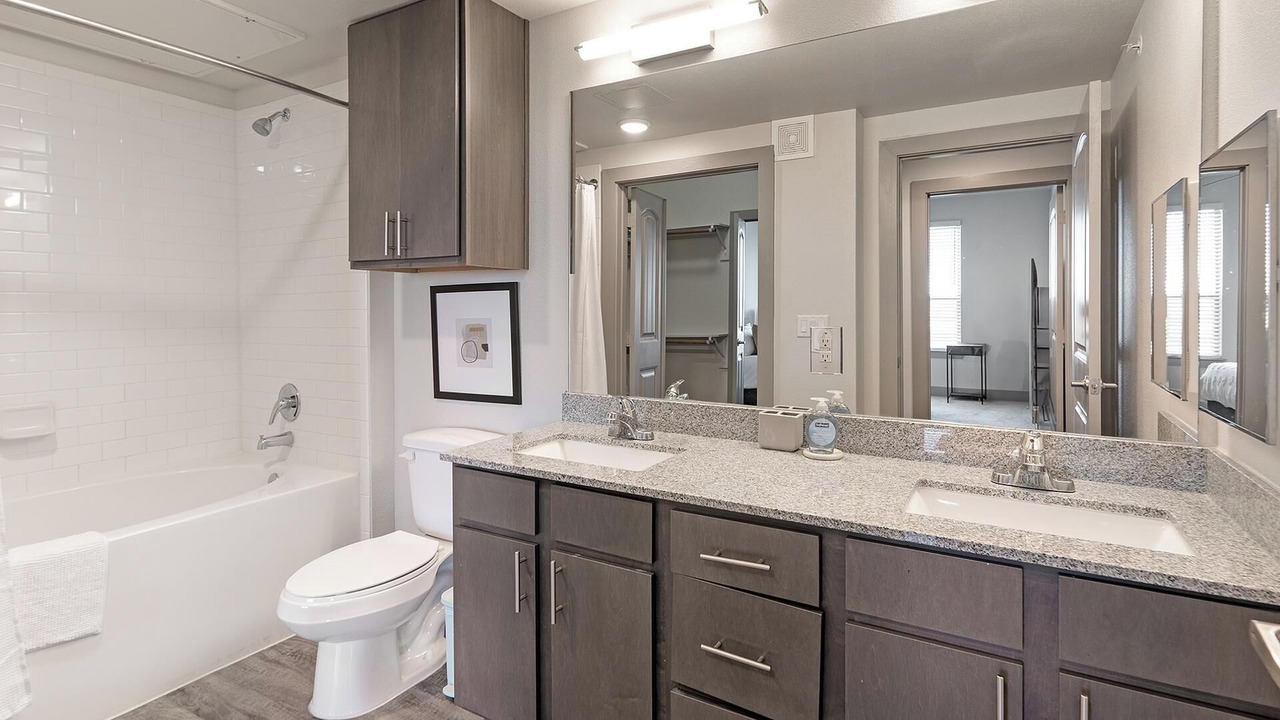 Photo of Bathroom in Manor