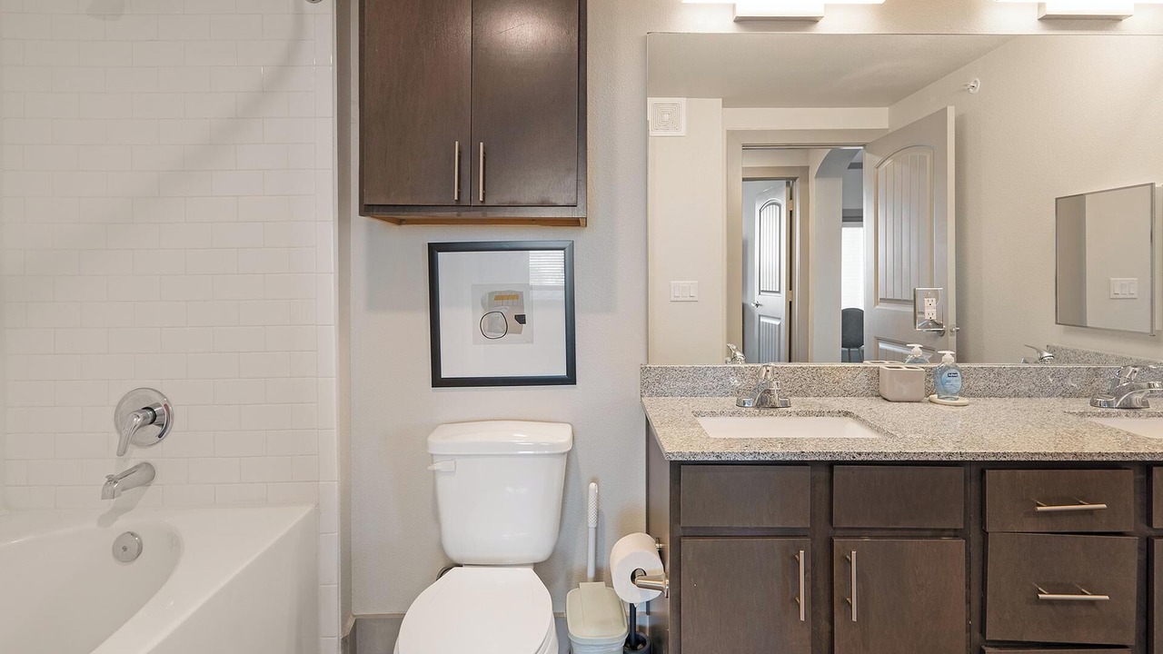 Photo of Bathroom in Manor