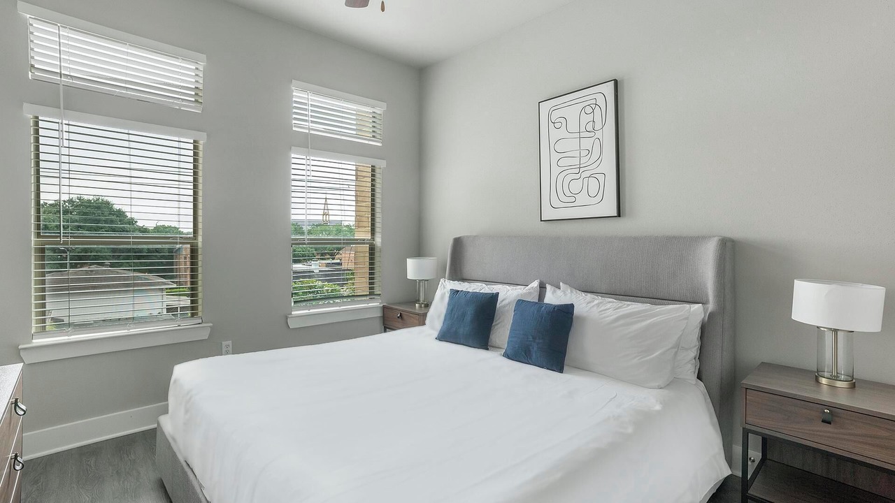 Photo of Bedroom in Nassau Bay