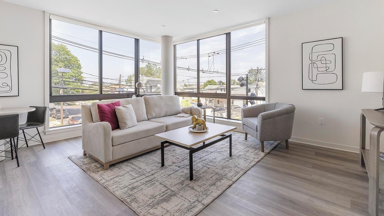 Photo of Livingroom in Carteret