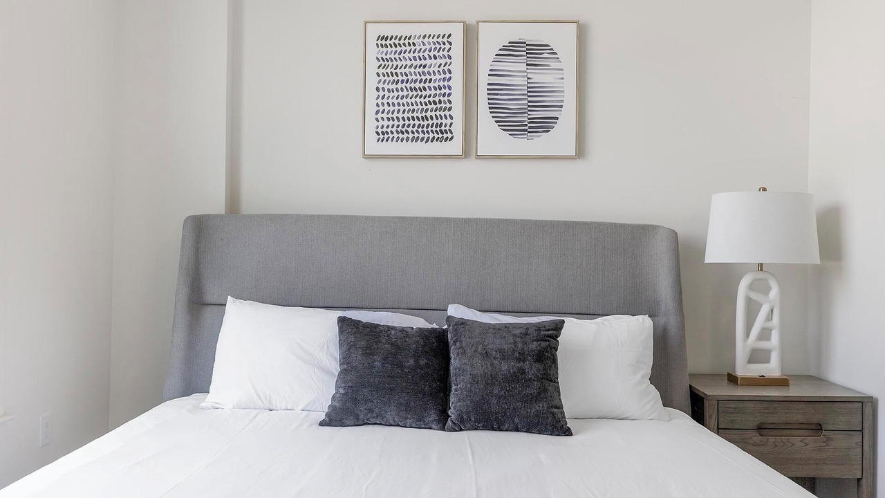 Photo of Bedroom in Carteret