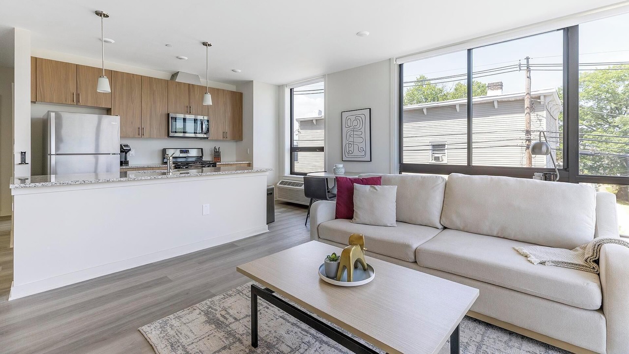 Photo of Livingroom in Carteret