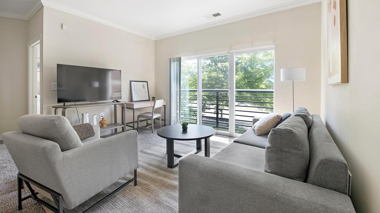 Photo of Livingroom in Chillum