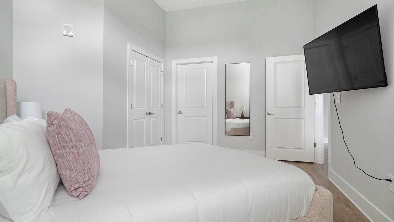 Photo of Bedroom in Downtown