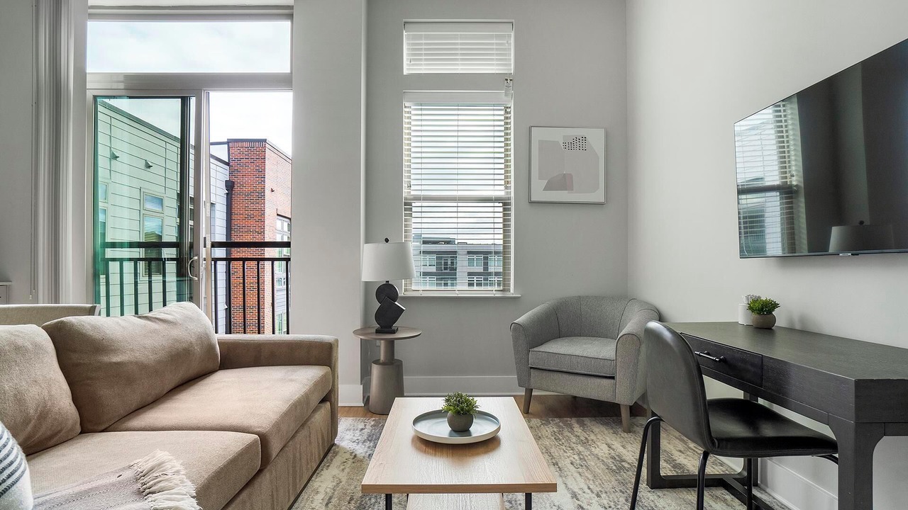 Photo of Livingroom in Downtown