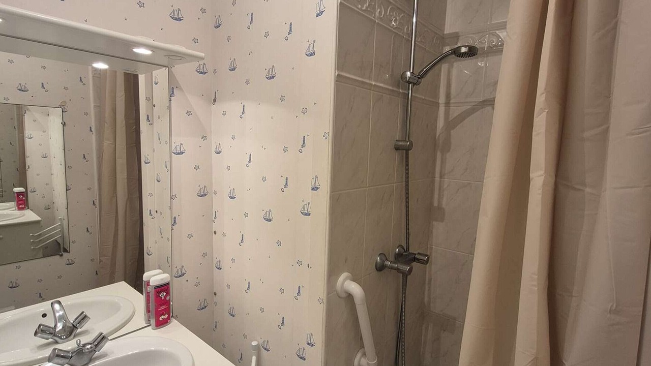 Photo of Bathroom in Stella-Plage