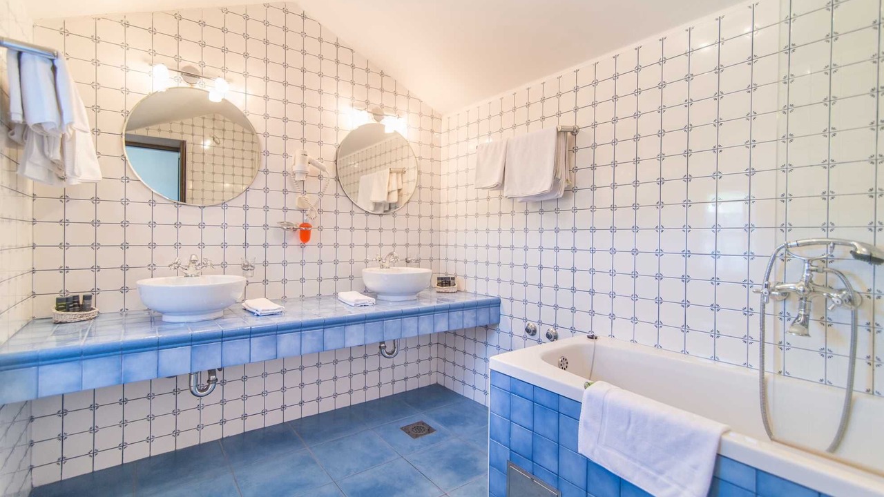 Photo of Bathroom in Mirce