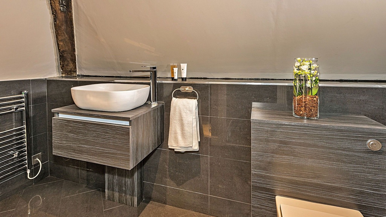 Photo of Bathroom in Yardley Gobion