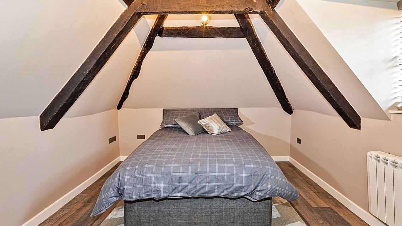 Photo of Others in Yardley Gobion