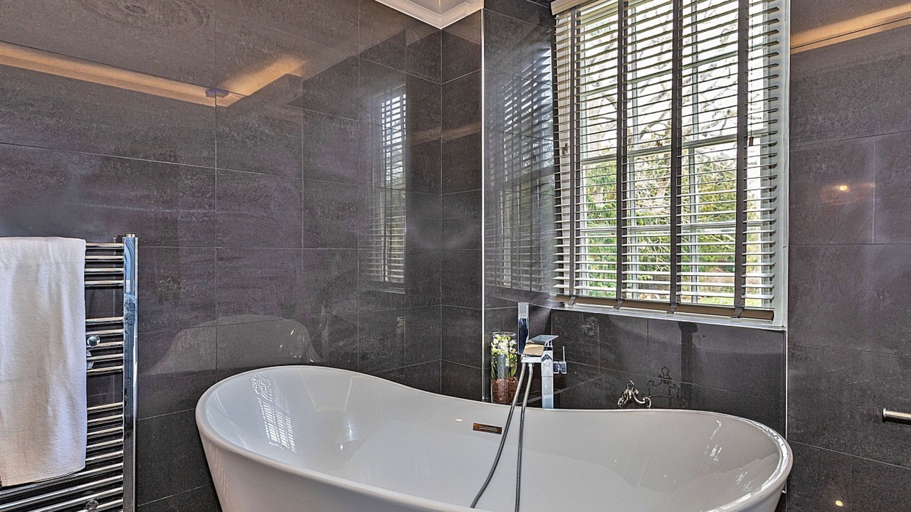 Photo of Bathroom in Yardley Gobion