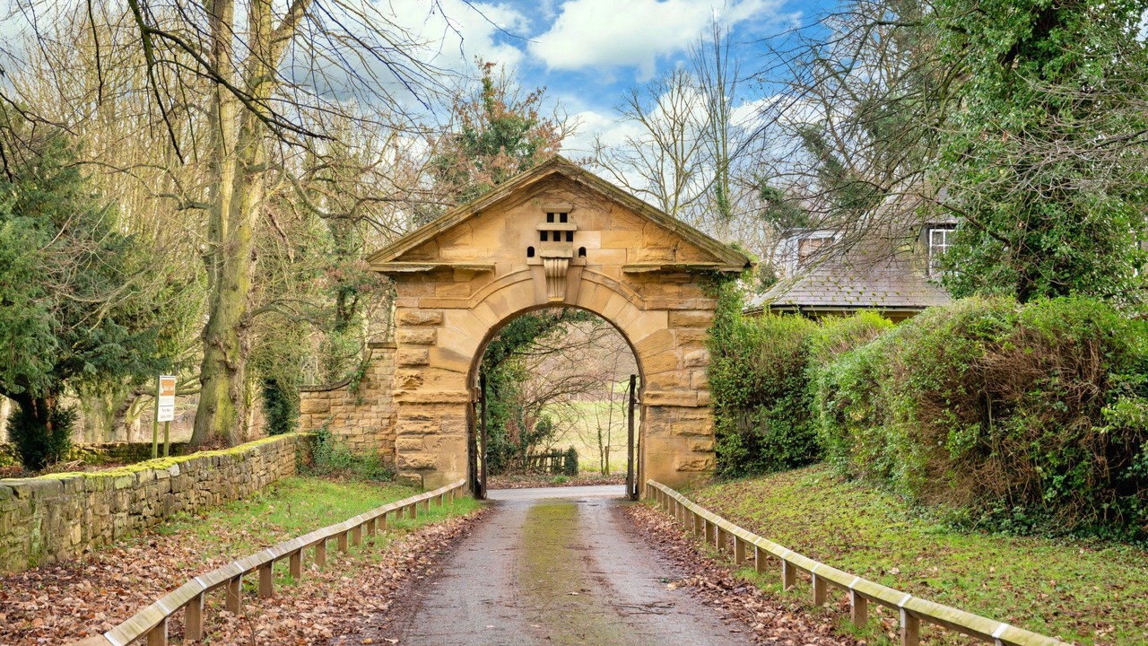 Photo of Others in Hickleton