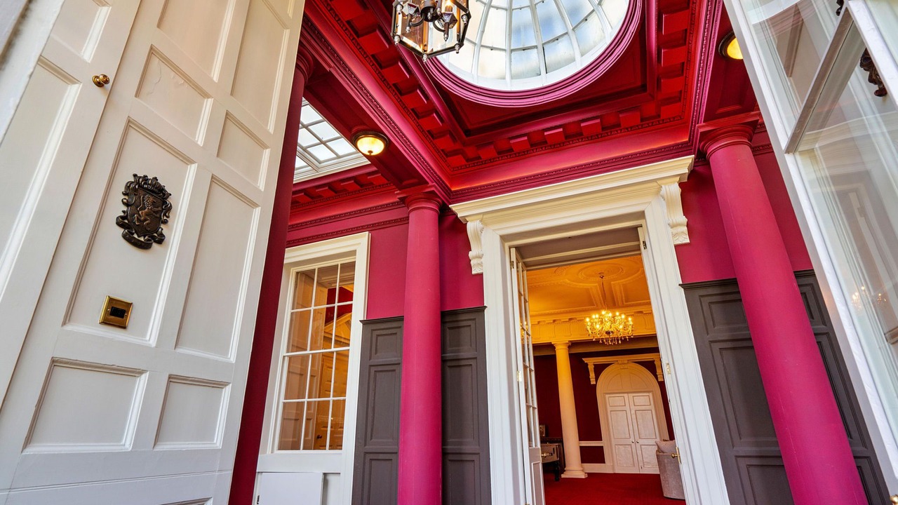 Photo of Livingroom in Hickleton