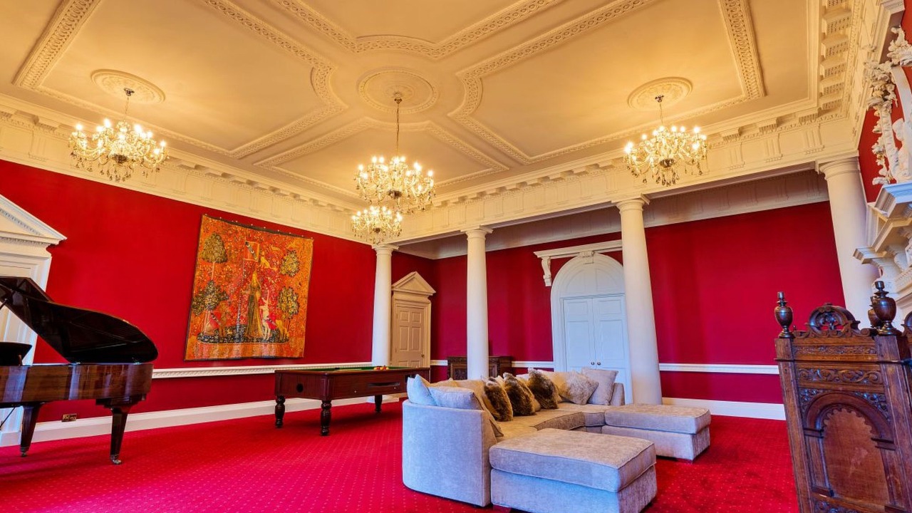 Photo of Livingroom in Hickleton