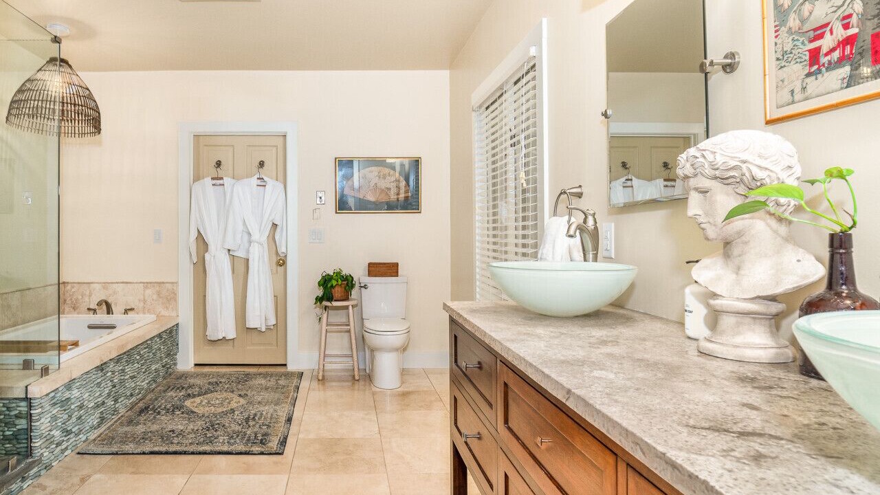 Photo of Bathroom in Lexington