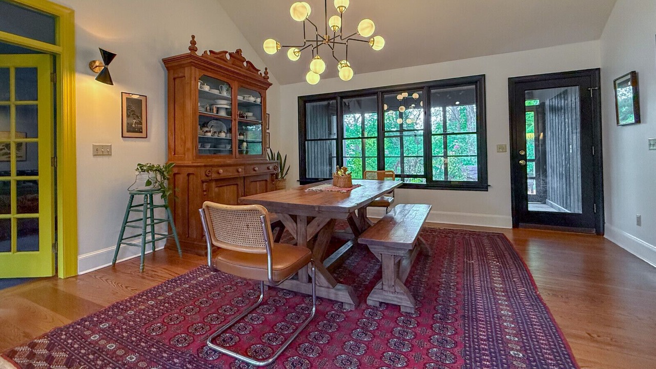 Photo of Bedroom in Lexington