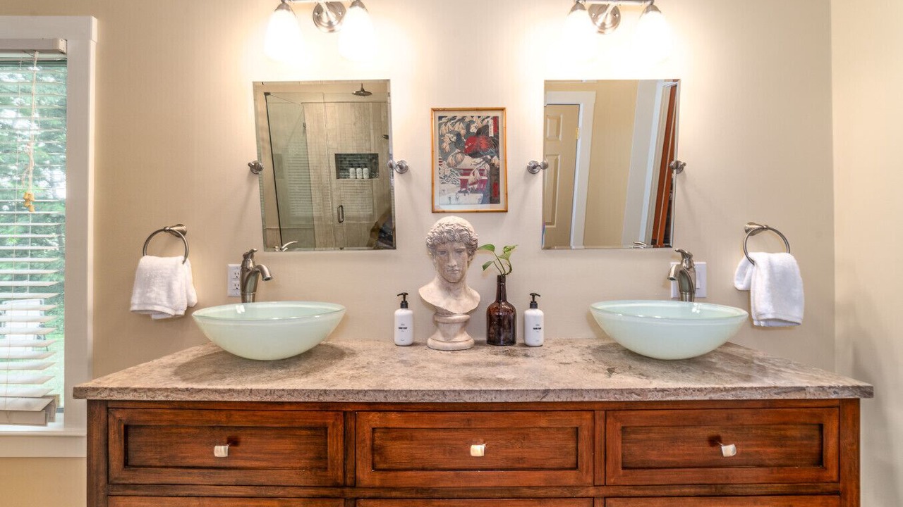 Photo of Bathroom in Lexington