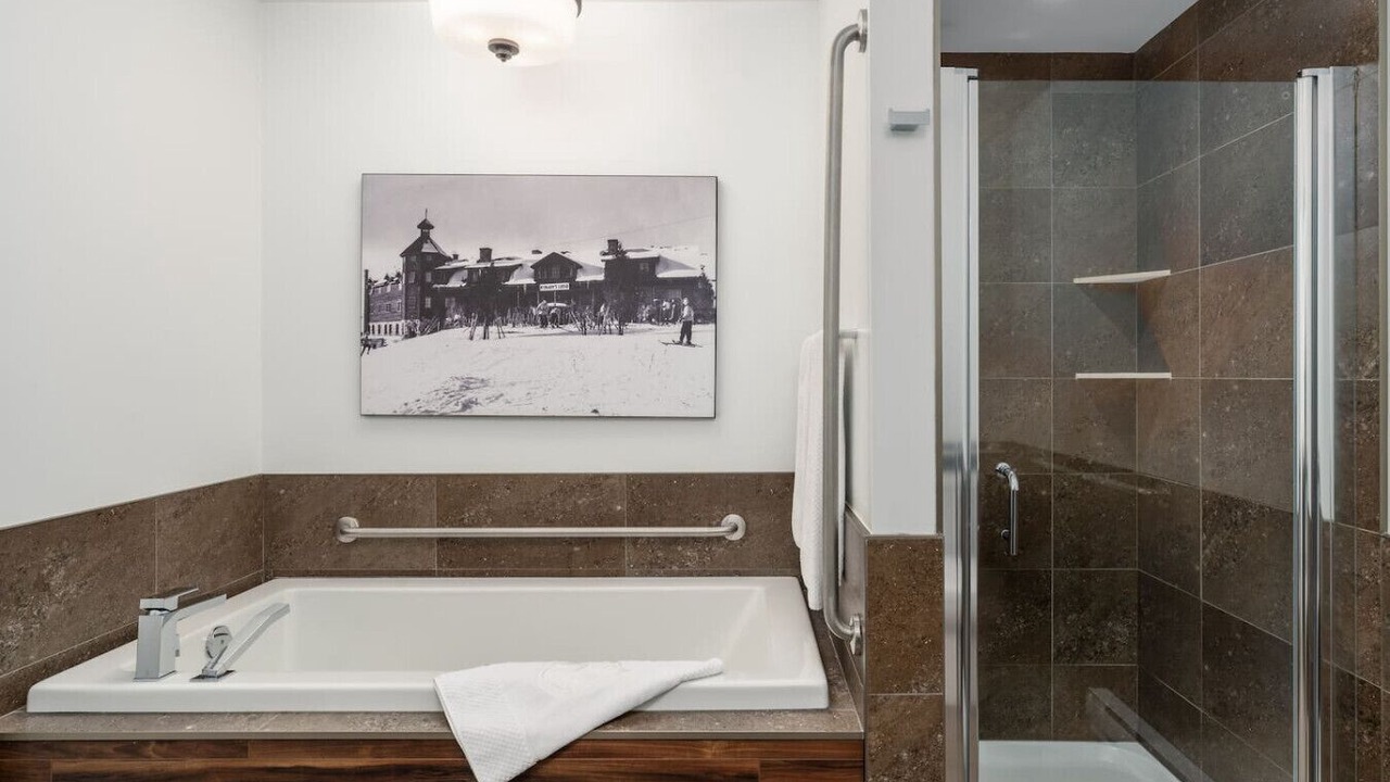 Photo of Bathroom in Saint-Sauveur