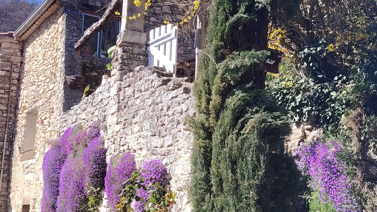 Photo of Outdoor in Montjoux