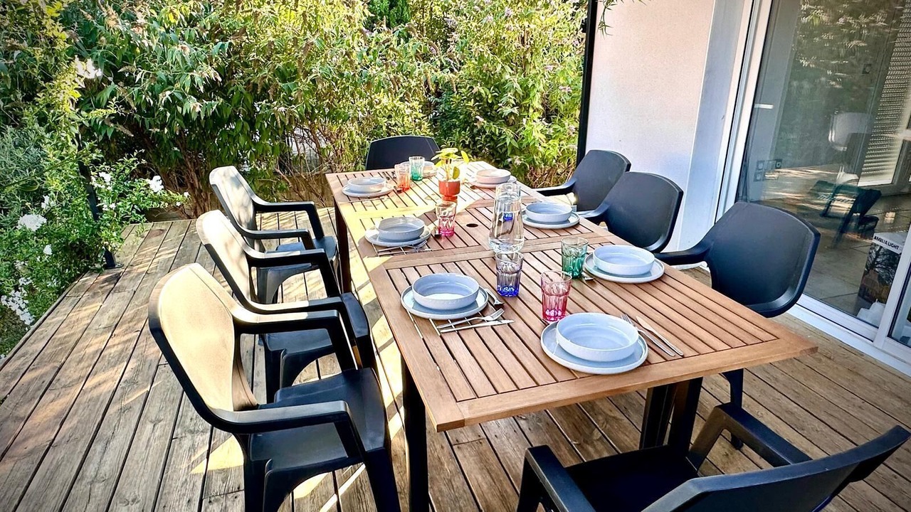 Photo of Outdoor in Poussan