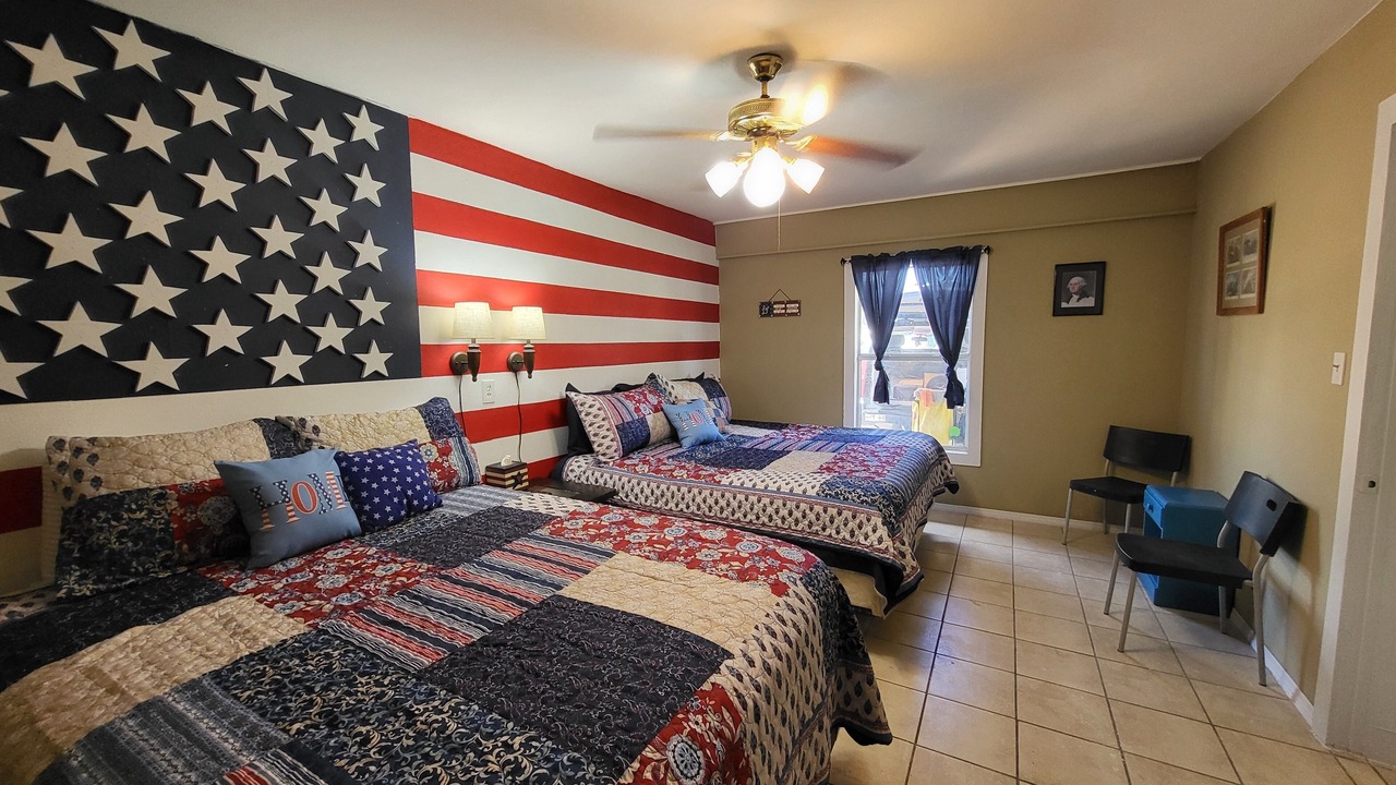 Photo of Bedroom in Buchanan Dam