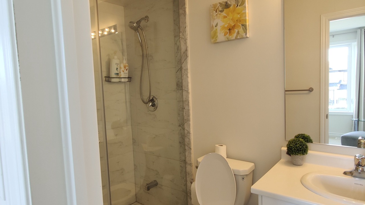 Photo of Bathroom in Wasaga Beach
