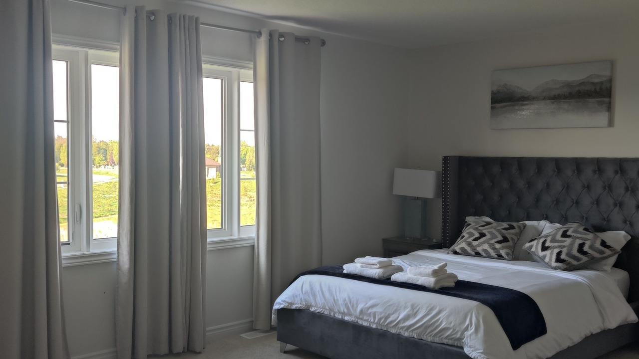 Photo of Bedroom in Wasaga Beach