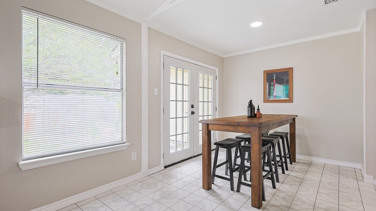 Photo of Bedroom in Garland