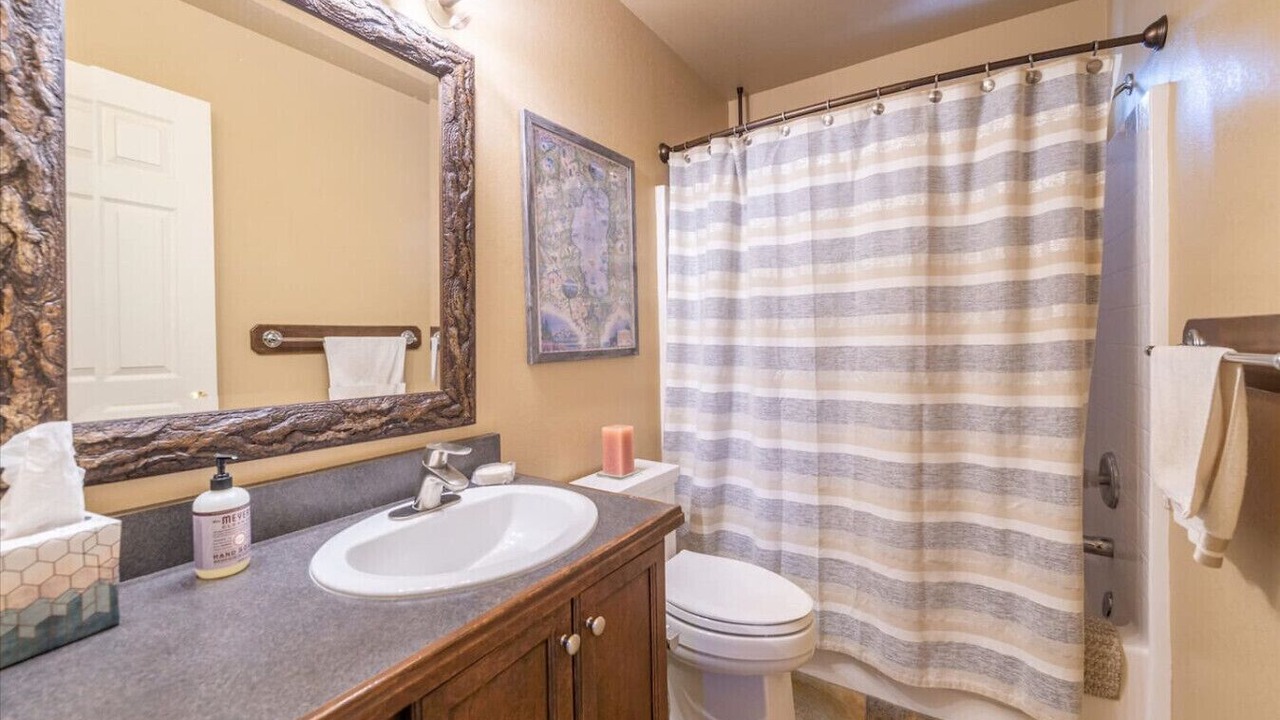 Photo of Bathroom in Comstock Acres