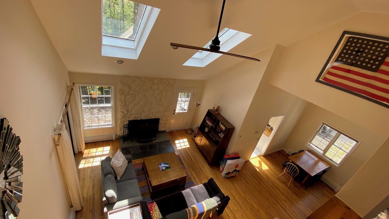 Photo of Livingroom in Tannersville