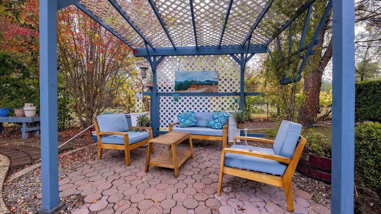 Photo of Outdoor in Happy Valley