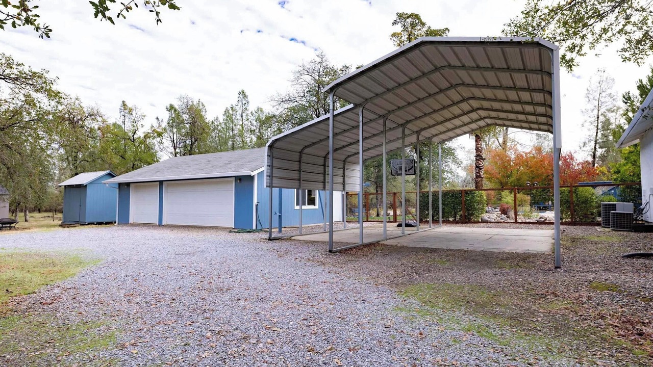 Photo of Outdoor in Happy Valley