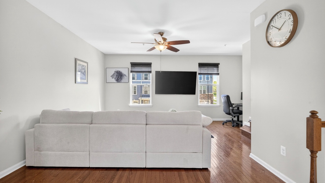 Photo of Livingroom in Glen Burnie