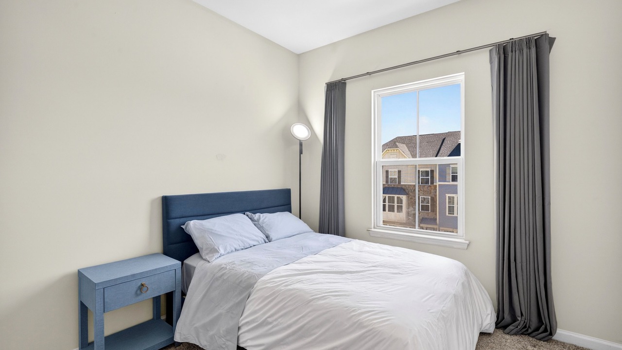 Photo of Bedroom in Glen Burnie