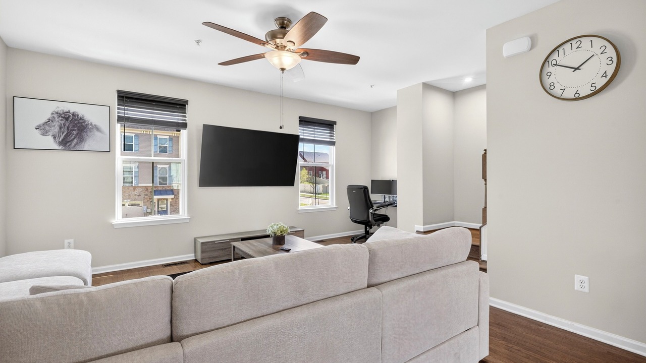 Photo of Livingroom in Glen Burnie