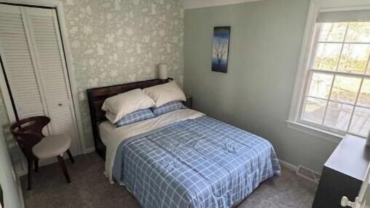 Photo of Bedroom in Ann Arbor