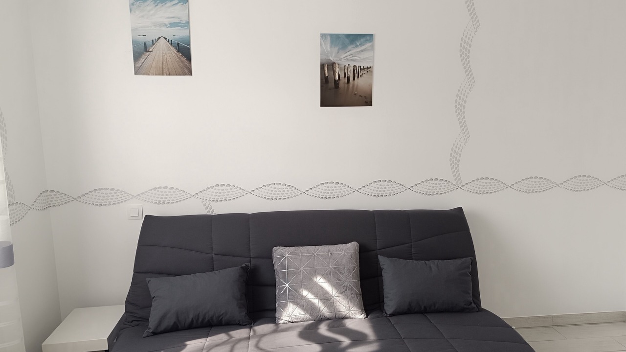 Photo of Others in Boe