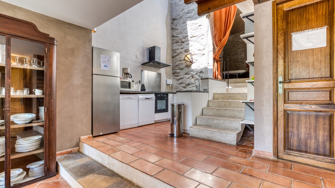 Photo of Kitchen in Notre-Dame-de-Londres