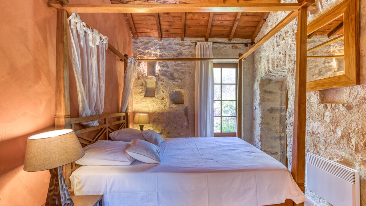 Photo of Bedroom in Notre-Dame-de-Londres