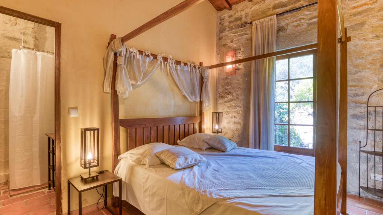 Photo of Bedroom in Notre-Dame-de-Londres